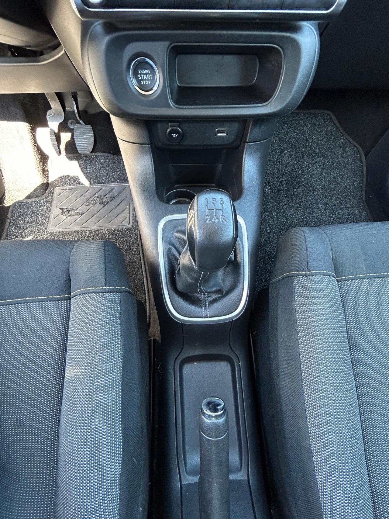 Citroen C3 PureTech 83 S&S Shine "FINO AL 15/08 P.P. INCLUSO NEL PREZZO"