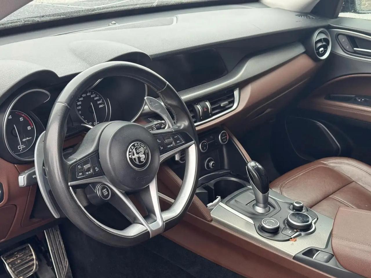 Alfa Romeo Stelvio 2.2 Turbodiesel 180 CV AT8 Q4 Super