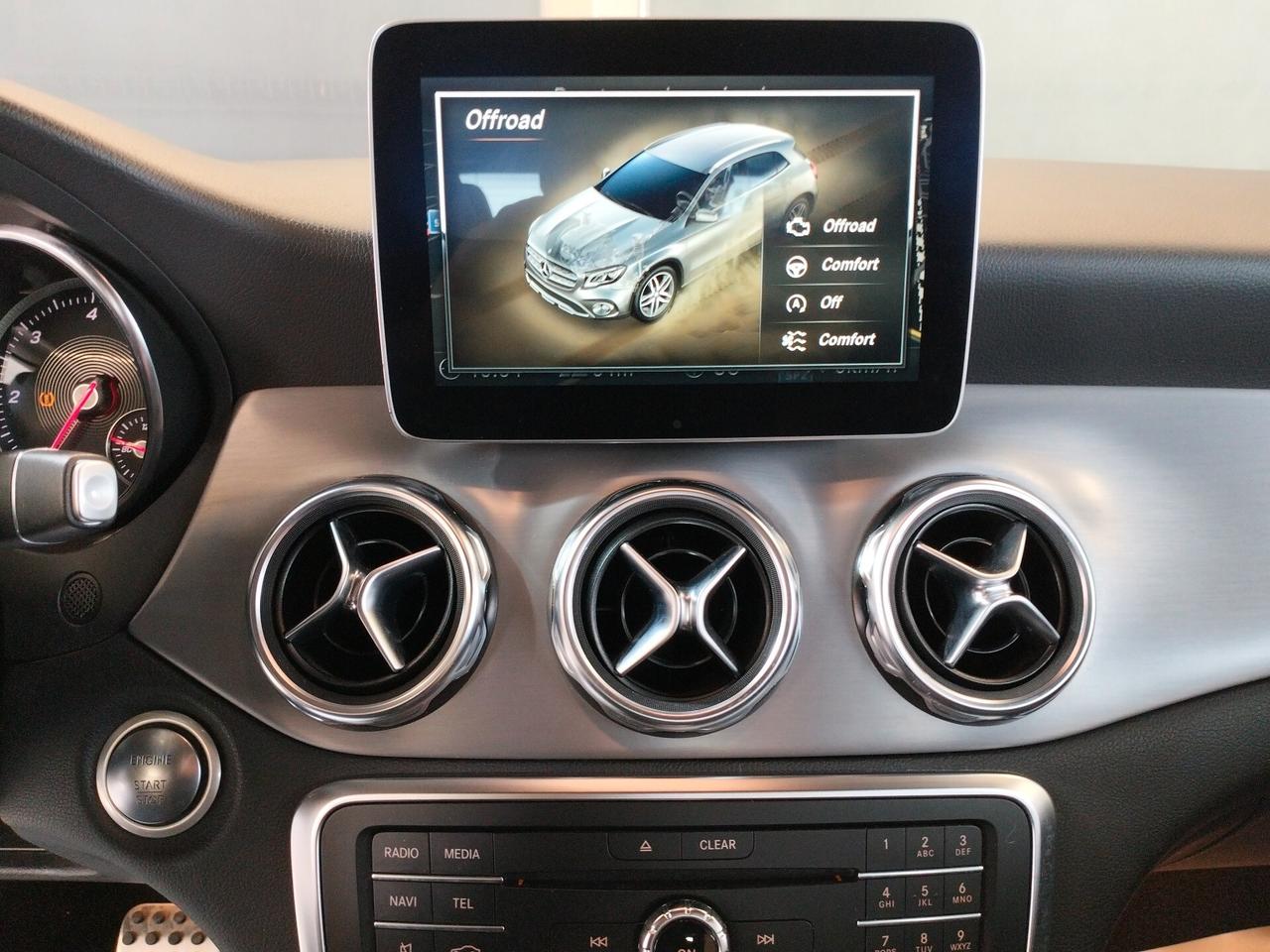 Mercedes-Benz GLA 200 GLA-X156 d Premium 4matic auto pacchetto Amg