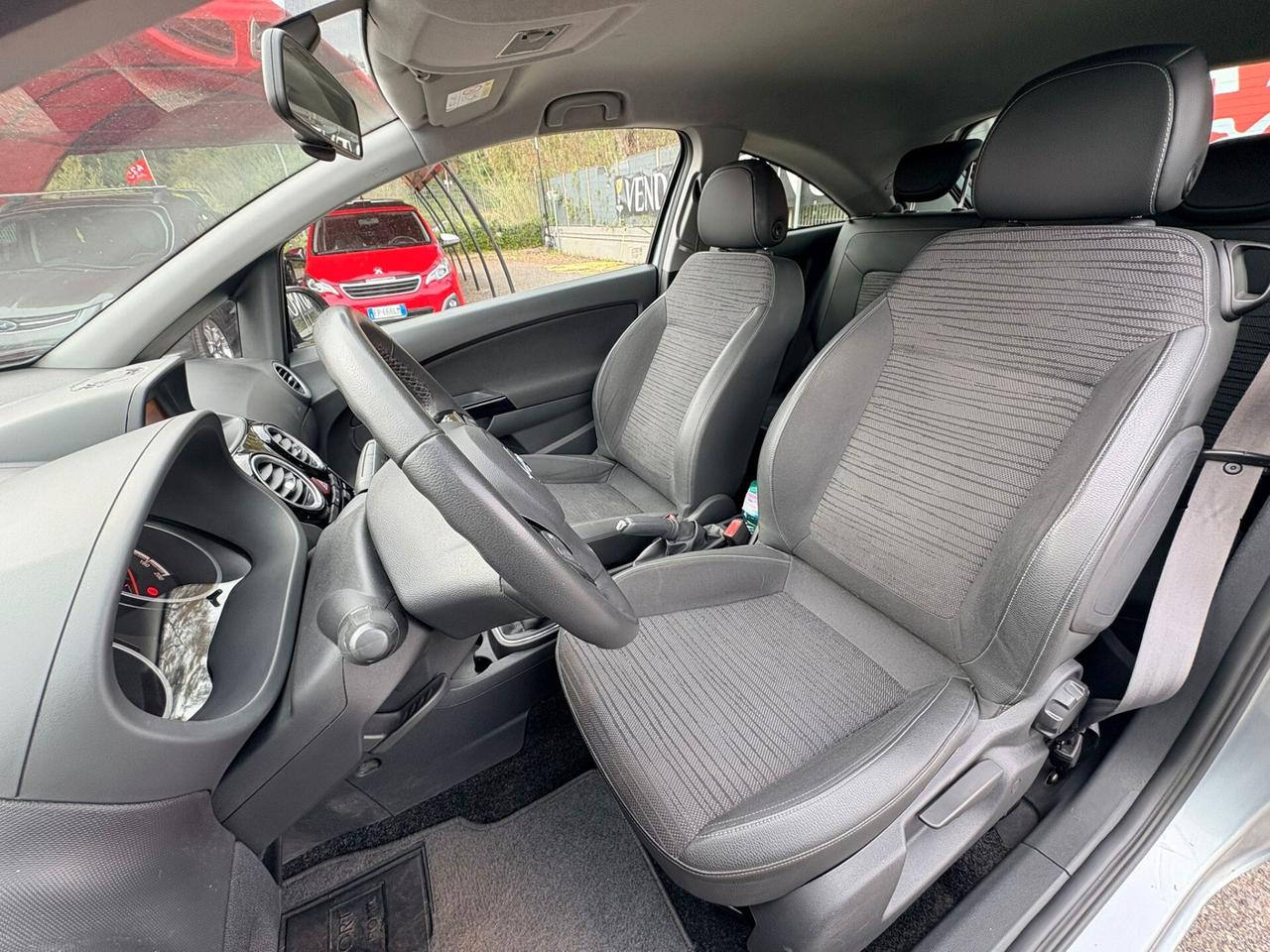 Opel Corsa 1.2 85CV 3 porte GPL-TECH b-color