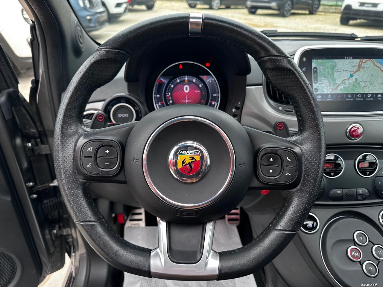 Abarth 595 1.4 T-Jet 165CV + TETTO e CARPLAY