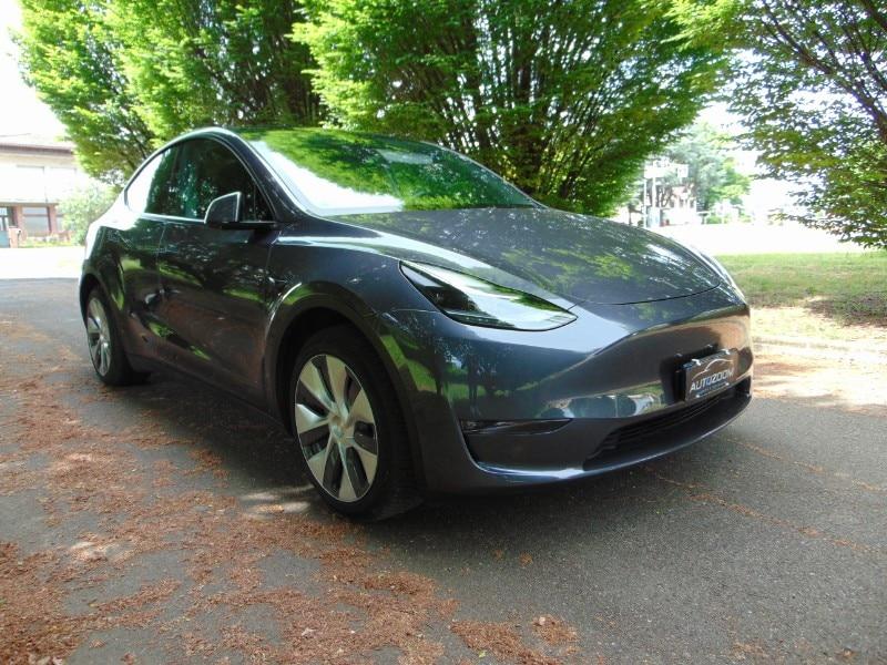 TESLA Model Y Model Y Long Range AWD