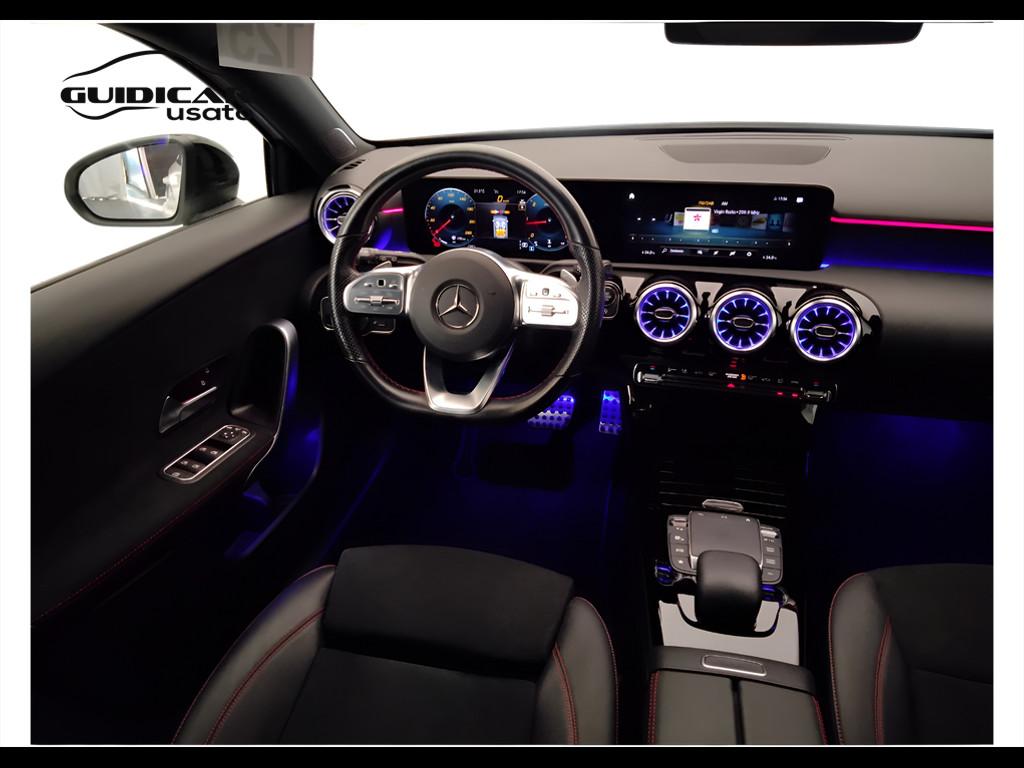 Mercedes-Benz Classe A - W177 2018 - A 180 d Premium auto