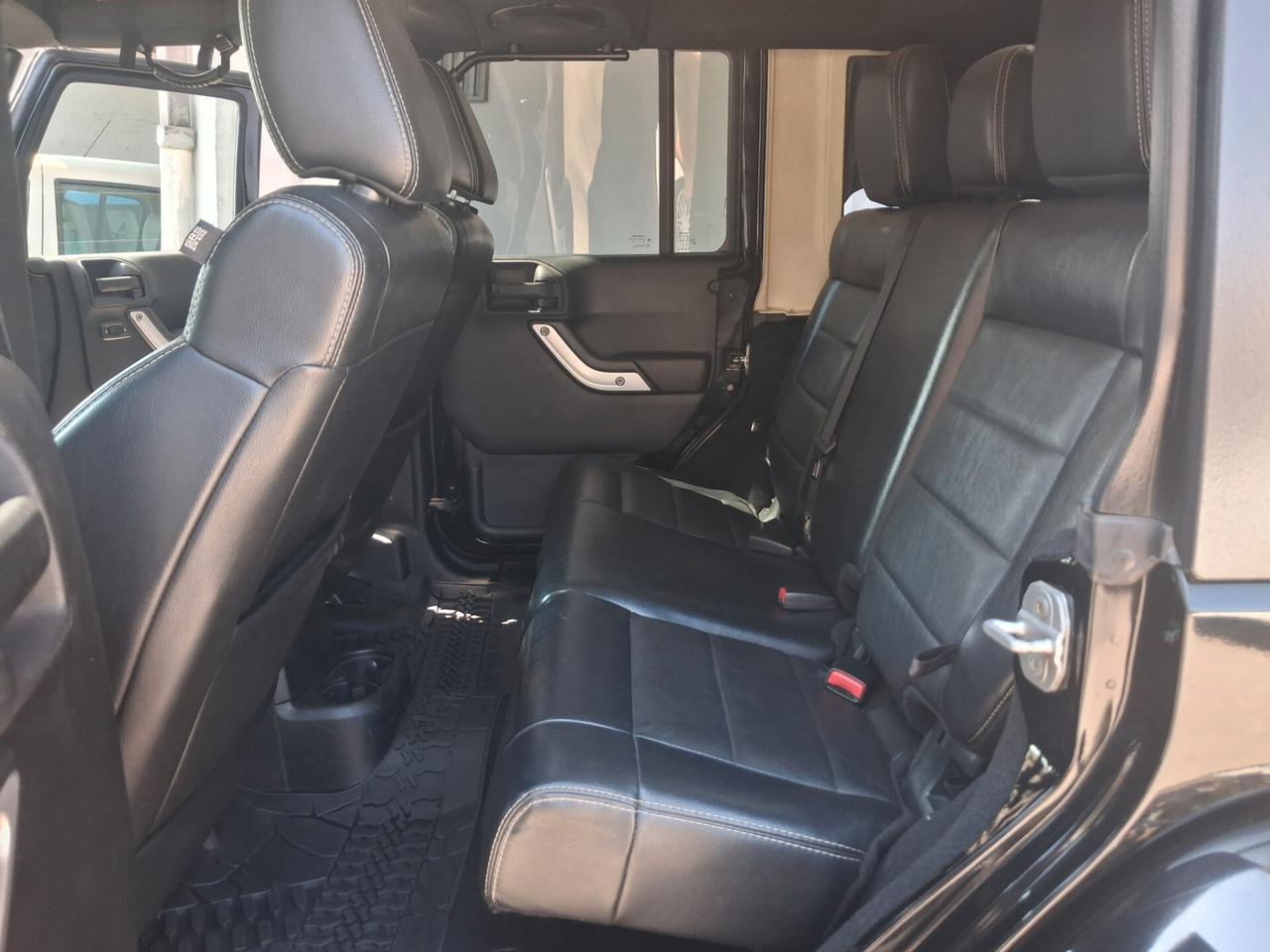 Jeep Wrangler Unlimited 2.8 CRD 2011
