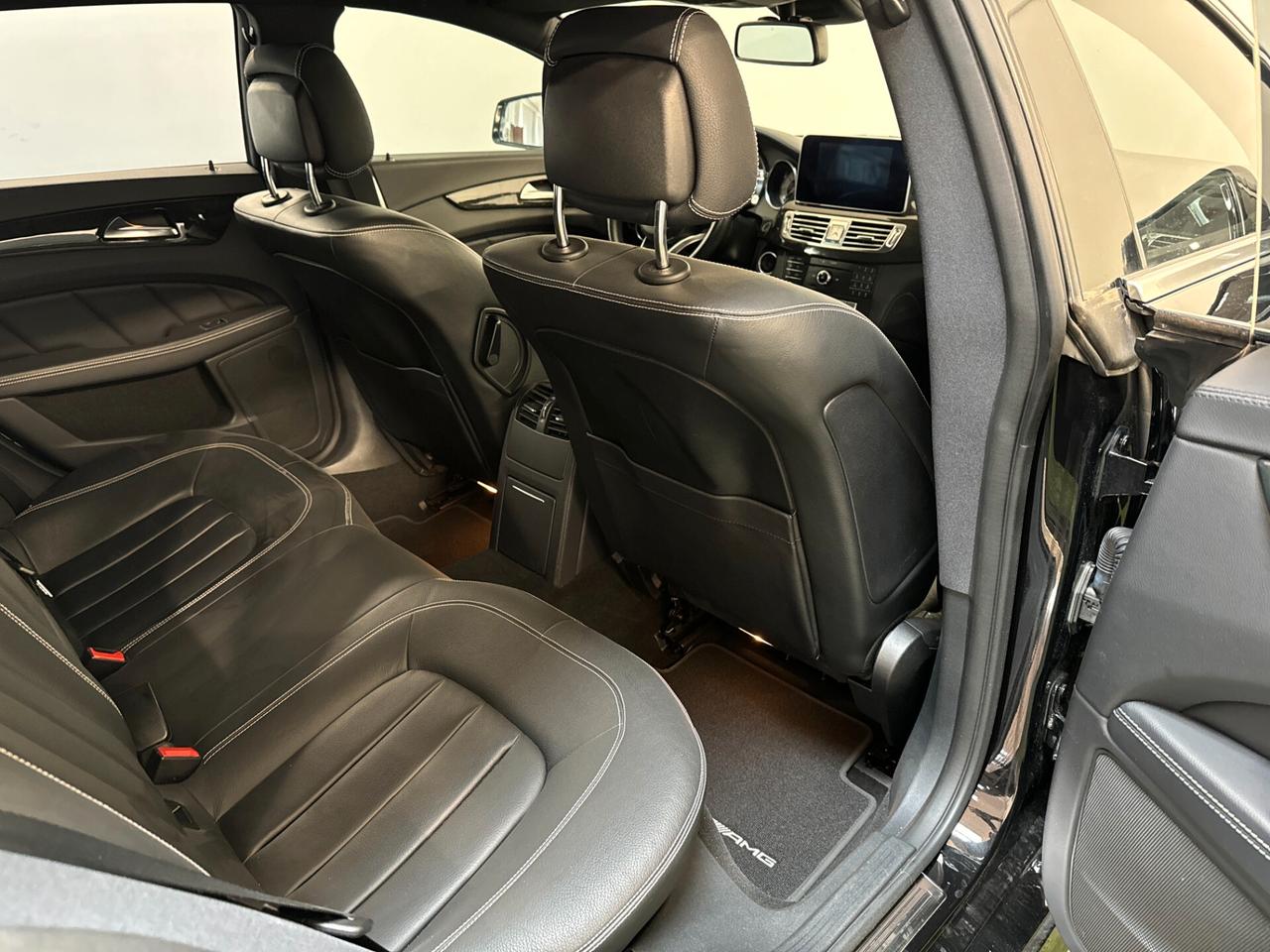 Premium 4matic FULL OPTIONAL S.B. AMG LINE