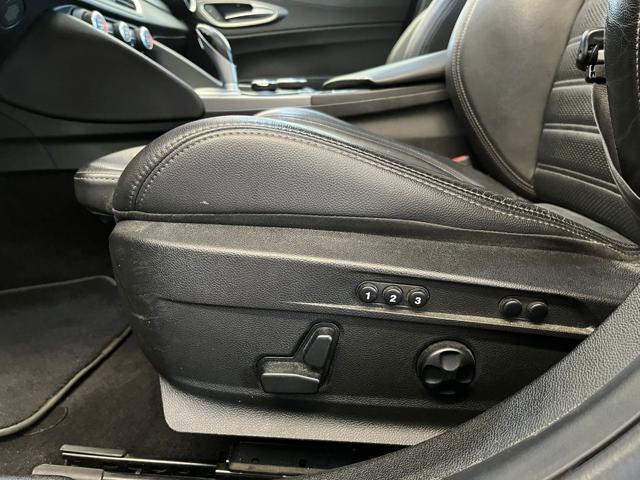 ALFA ROMEO Giulia 2.2 Turbodiesel 210 CV AT8 AWD Q4 Veloce