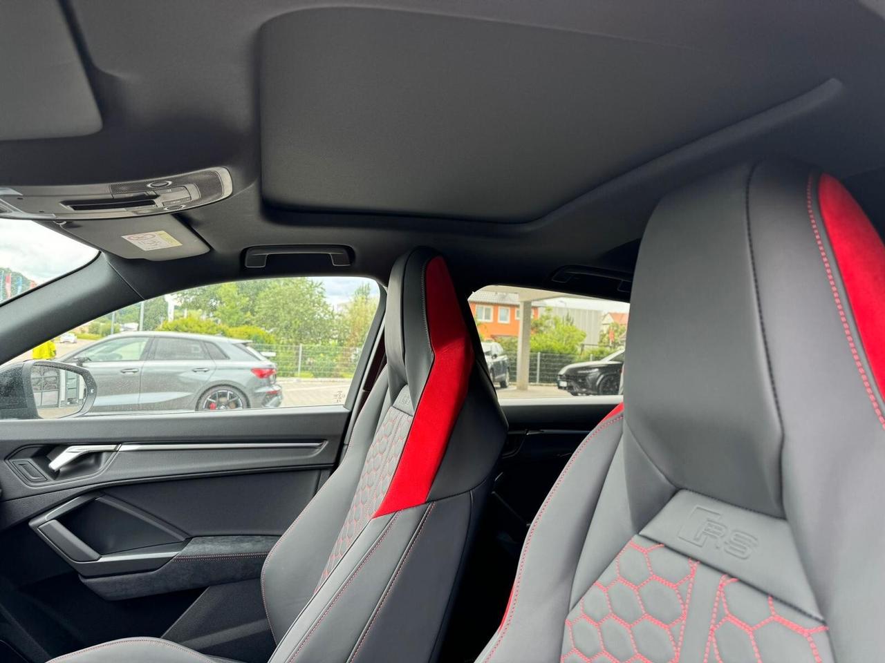 Audi Q3 RS Q3 SPB quattro S tronic