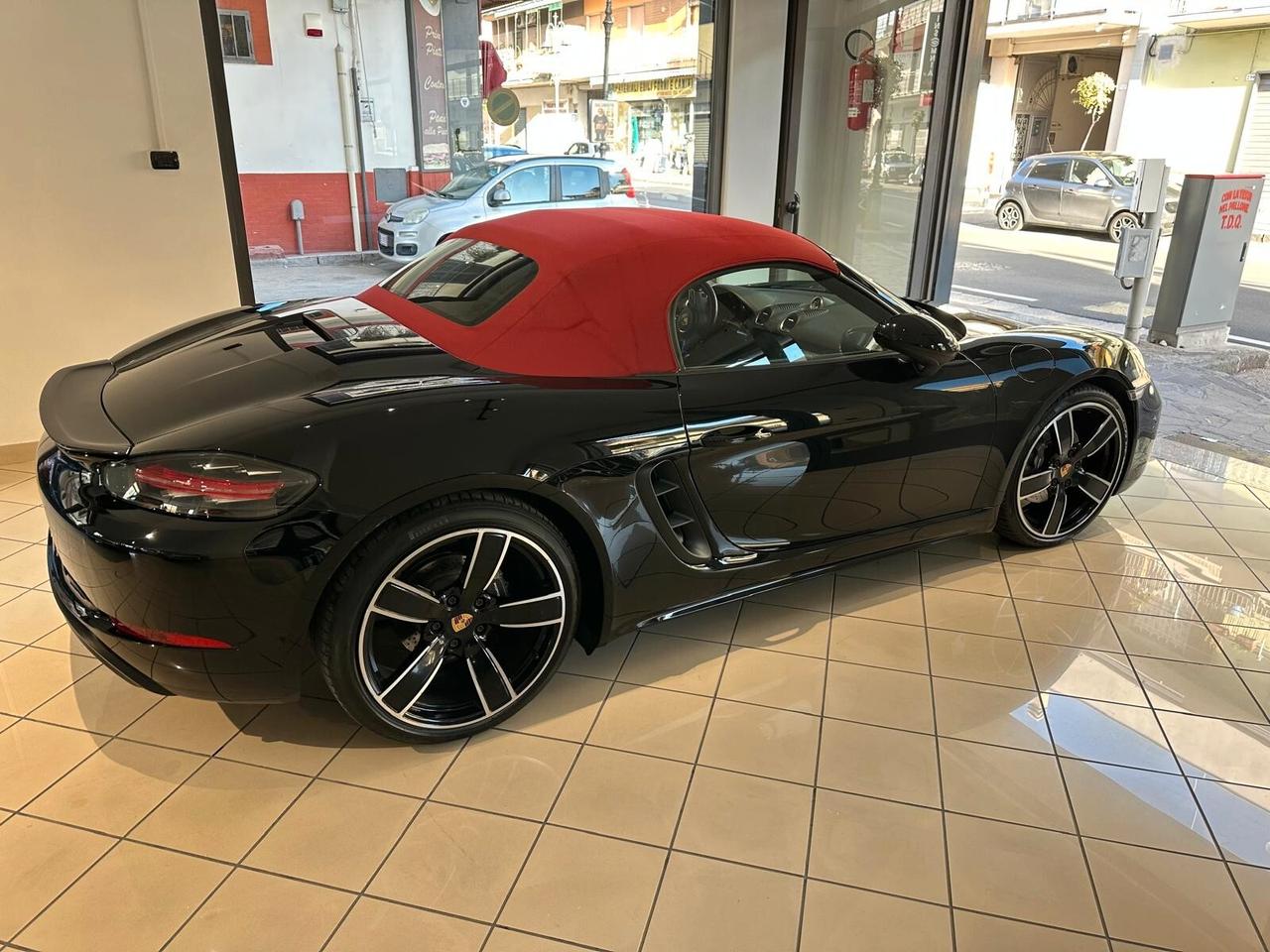 Porsche Boxster 718 IV 2016 718 2.0 300cv pdk