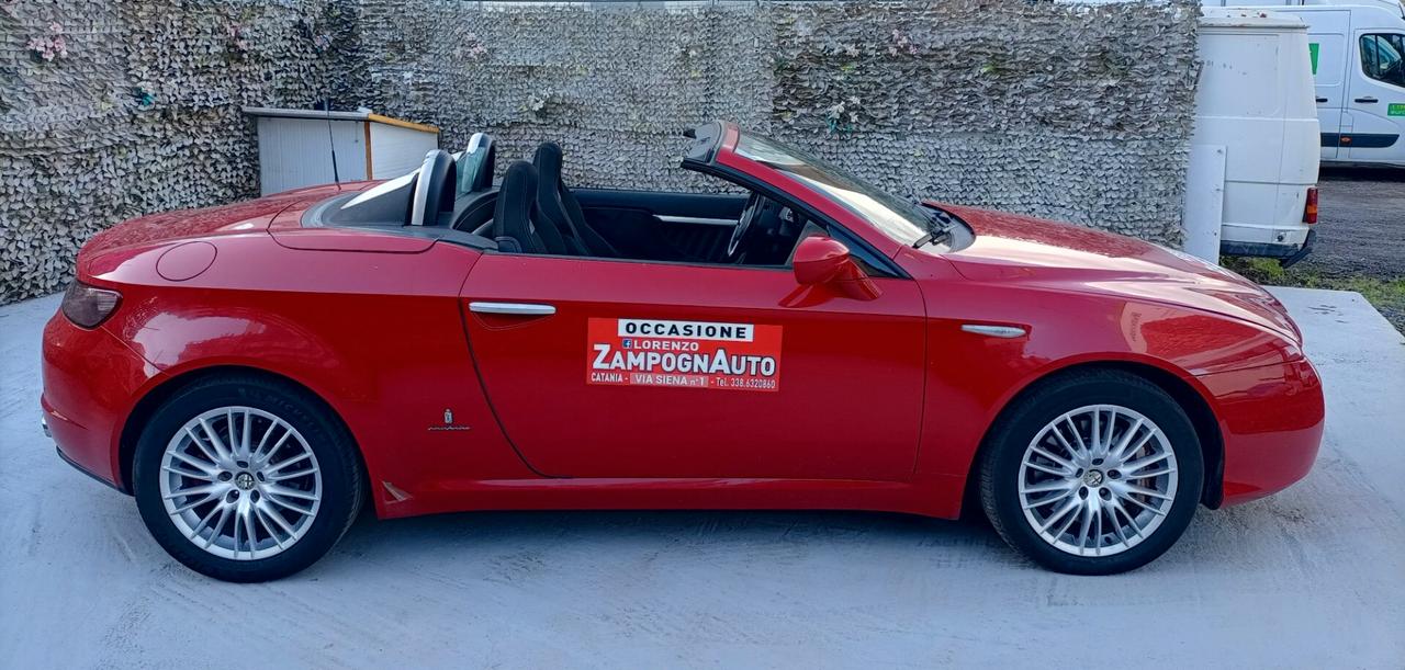 Alfa Romeo Spider 2.4 JTDm 200CV CABRIO NUOVISSIMA ZAMPOGNAUTO CT