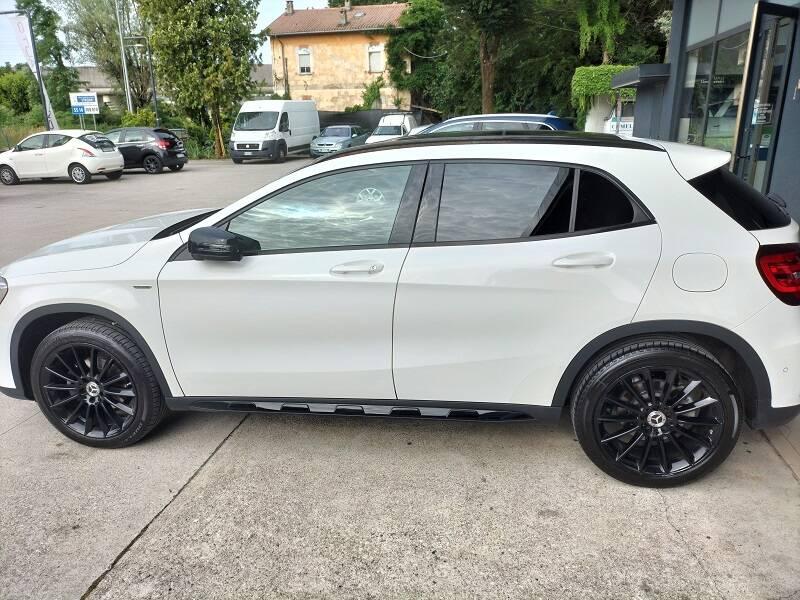 Mercedes Classe GLA 200 d Premium auto