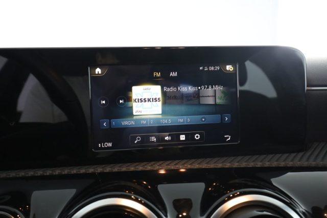 MERCEDES-BENZ A 180 A 180 d Automatic Business Extra