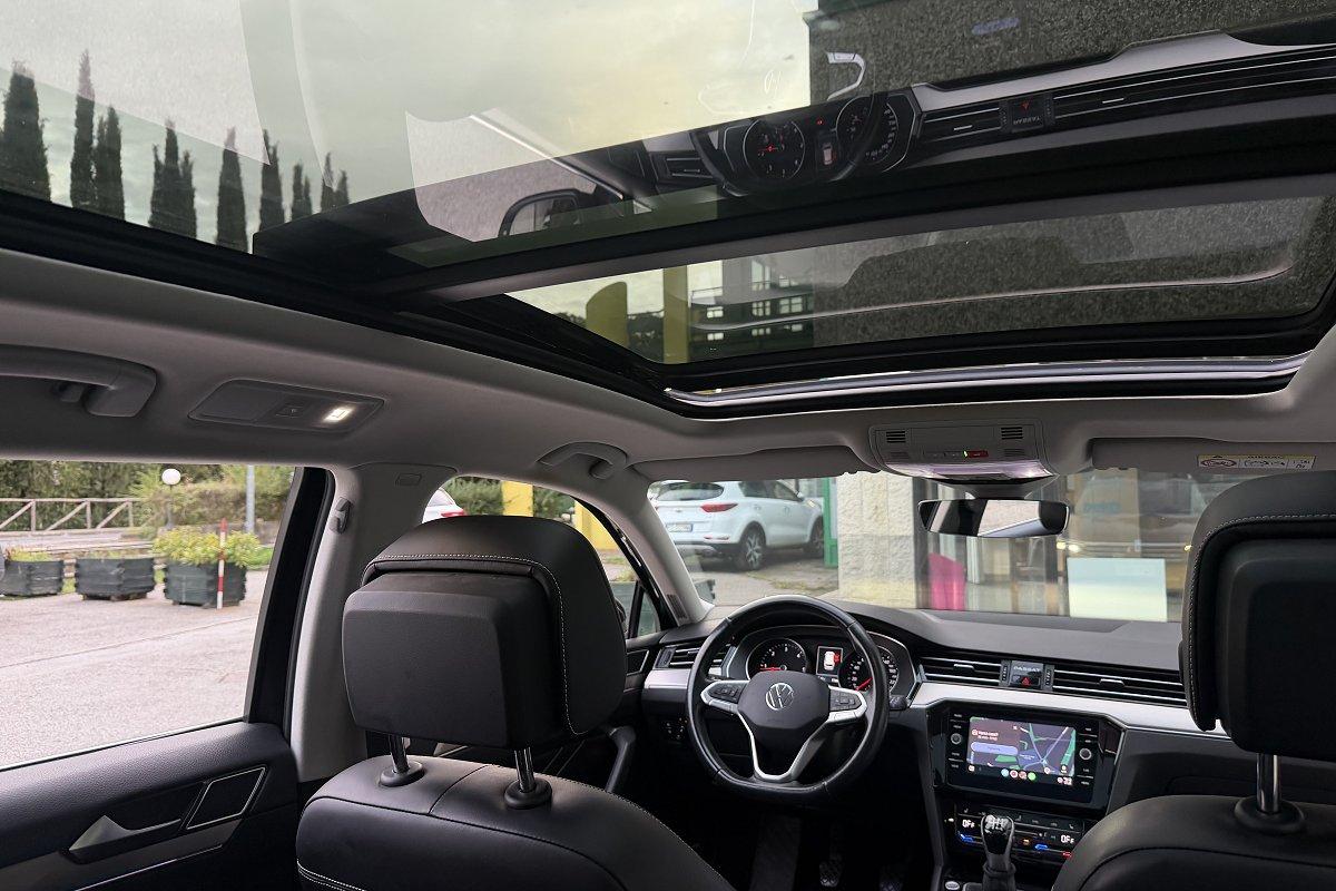 VOLKSWAGEN Passat Variant 2.0 TDI SCR EVO Executive