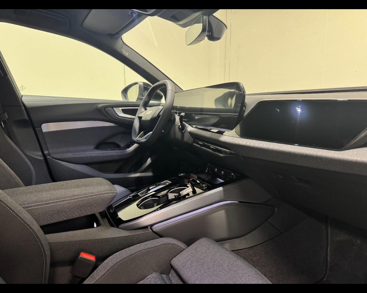 AUDI A5 AVANT 40 TDI S-TRONIC S LINE