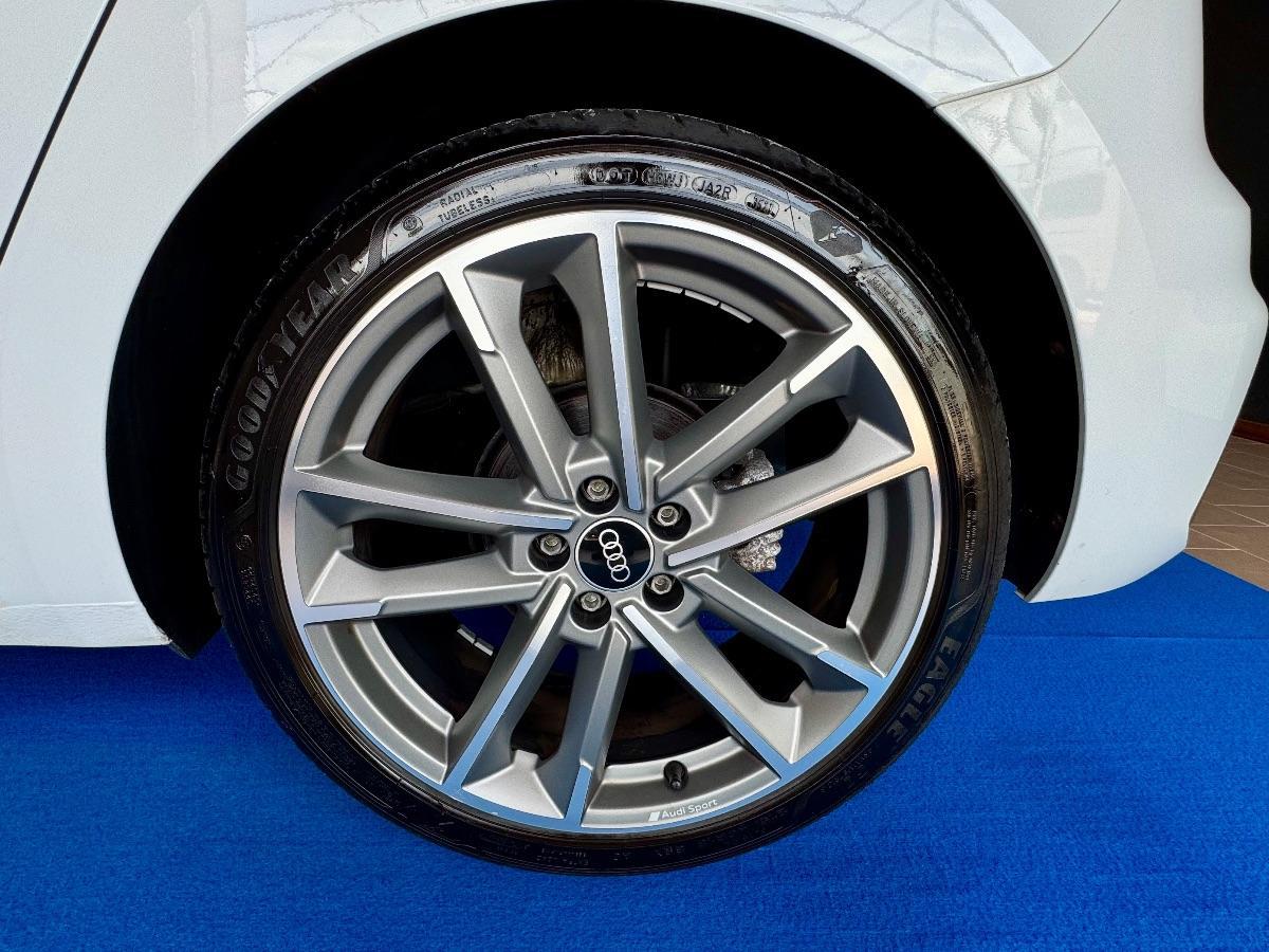 AUDI - A1 Sportback - A1 SPB 30 TFSI S line edition