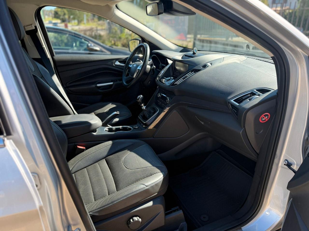 Ford Kuga 2.0 TDCI 120 CV S&S 2WD Titanium