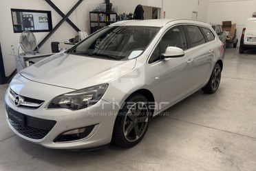 OPEL Astra 1.4 Turbo 140CV Sports Tourer GPL Tech Cosmo