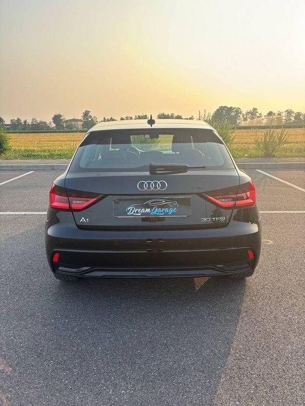 Audi A1 NEOP. BOOK SERVICE AUDI