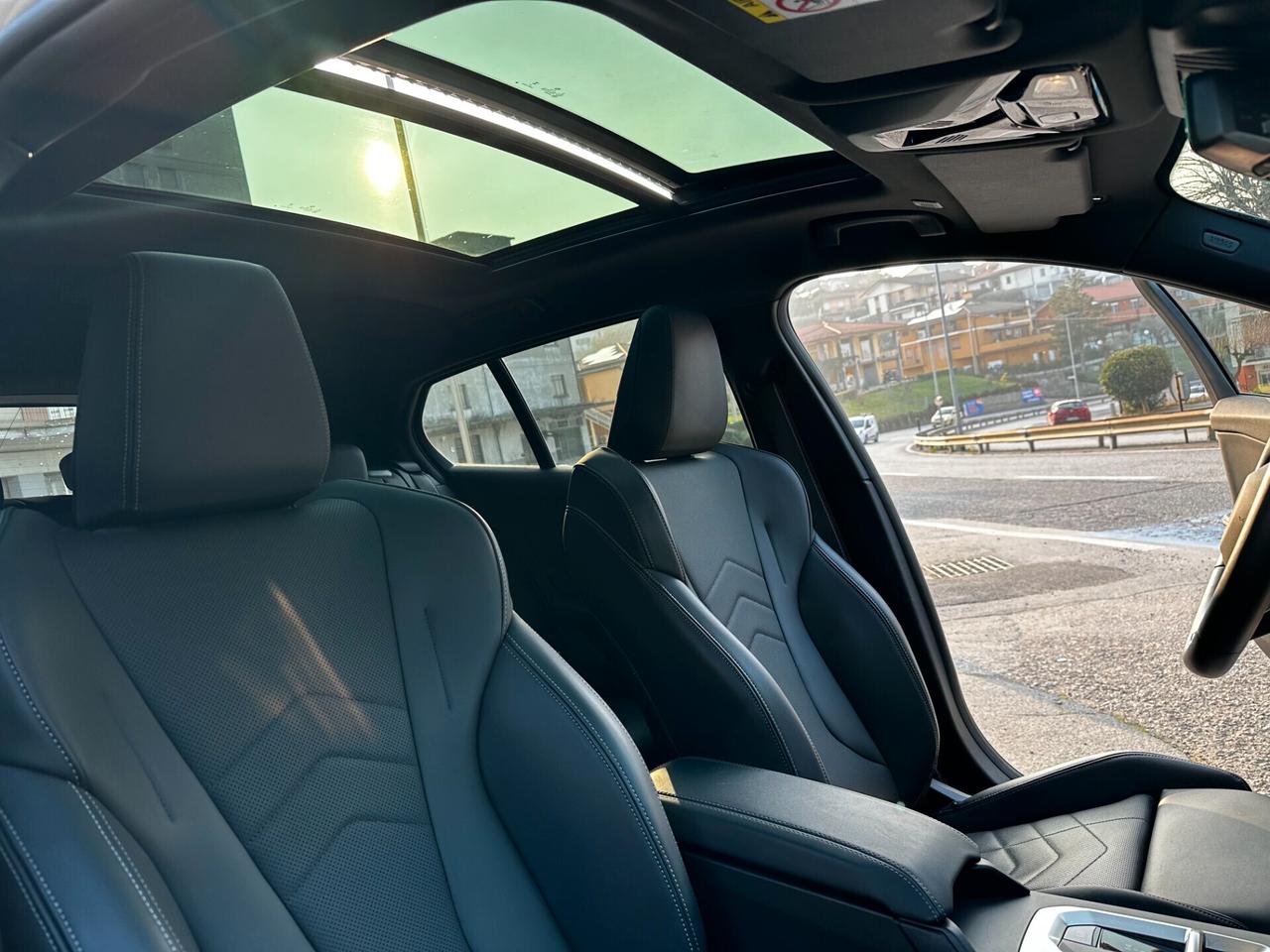 Bmw 120 d M Sport PRO - R19_TETTO_FARI MATRIX_Harman Kardon_360°_HEAD-UP