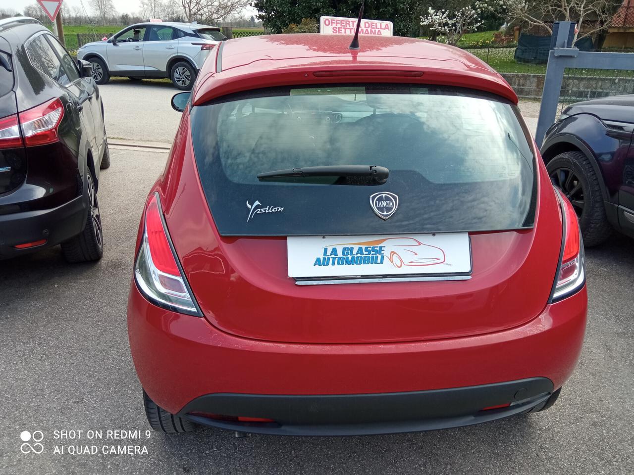 Lancia Ypsilon 1.2 69 CV 5 porte Ecochic Gold