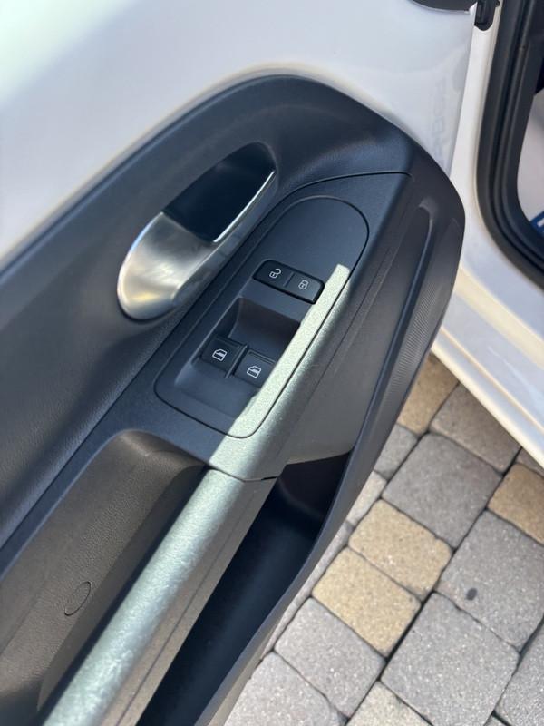Volkswagen up! 5 Porte up! 5p 1.0 Move up! 60cv