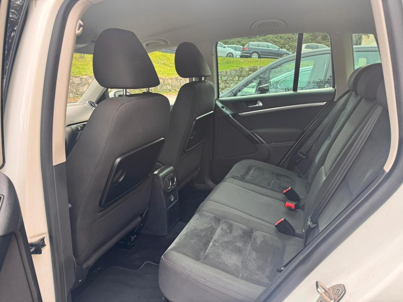 Volkswagen Tiguan 2.0 TDI 110 CV Sport & Style BlueMotion Technology E6