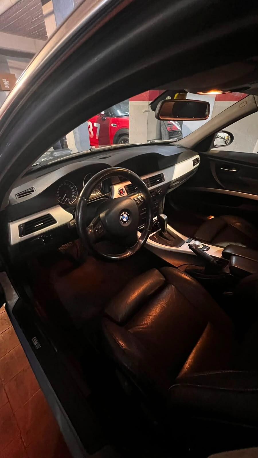 Bmw 330 330d cat Touring Attiva