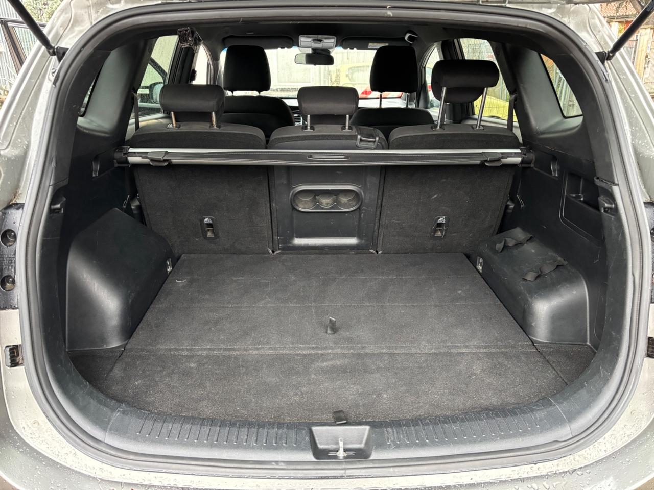 Kia Carens 1.7 CRDi 141 CV Platinum