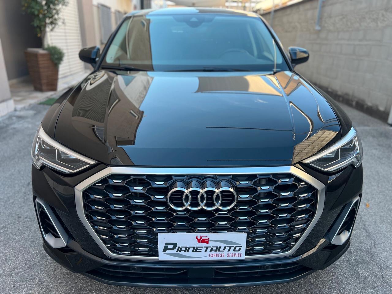 Audi Q3 Sportback SPB 35 2.0 tdi S line edition s-tronic LED/CAMERA/20; PERFETTA!!