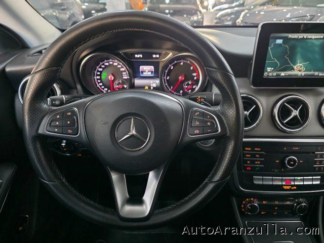 MERCEDES-BENZ CLA 200 d S.W. Business Navi