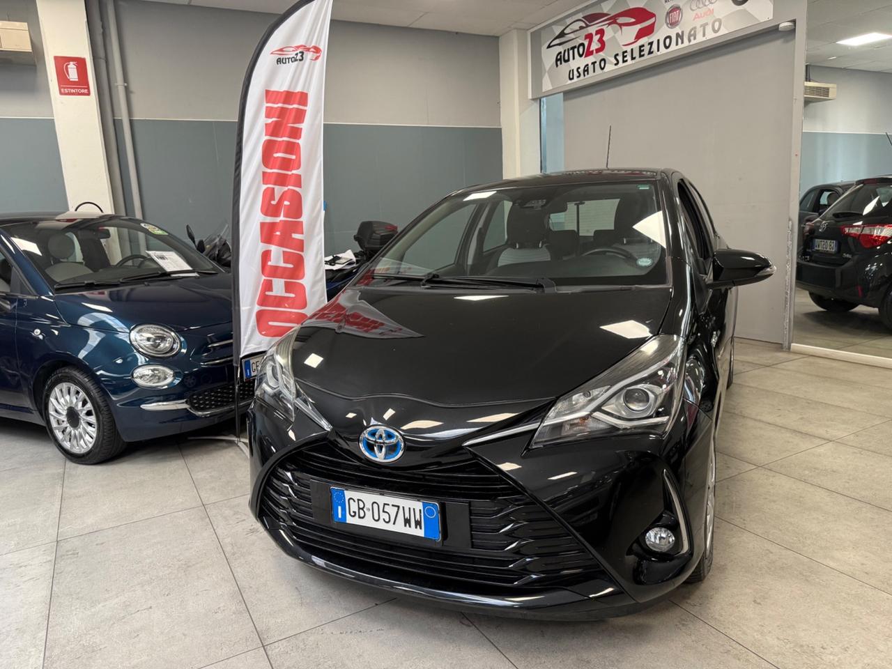 Toyota Yaris 1.5 Hybrid 5 porte Active Plus 73CV Ok Neopatentati