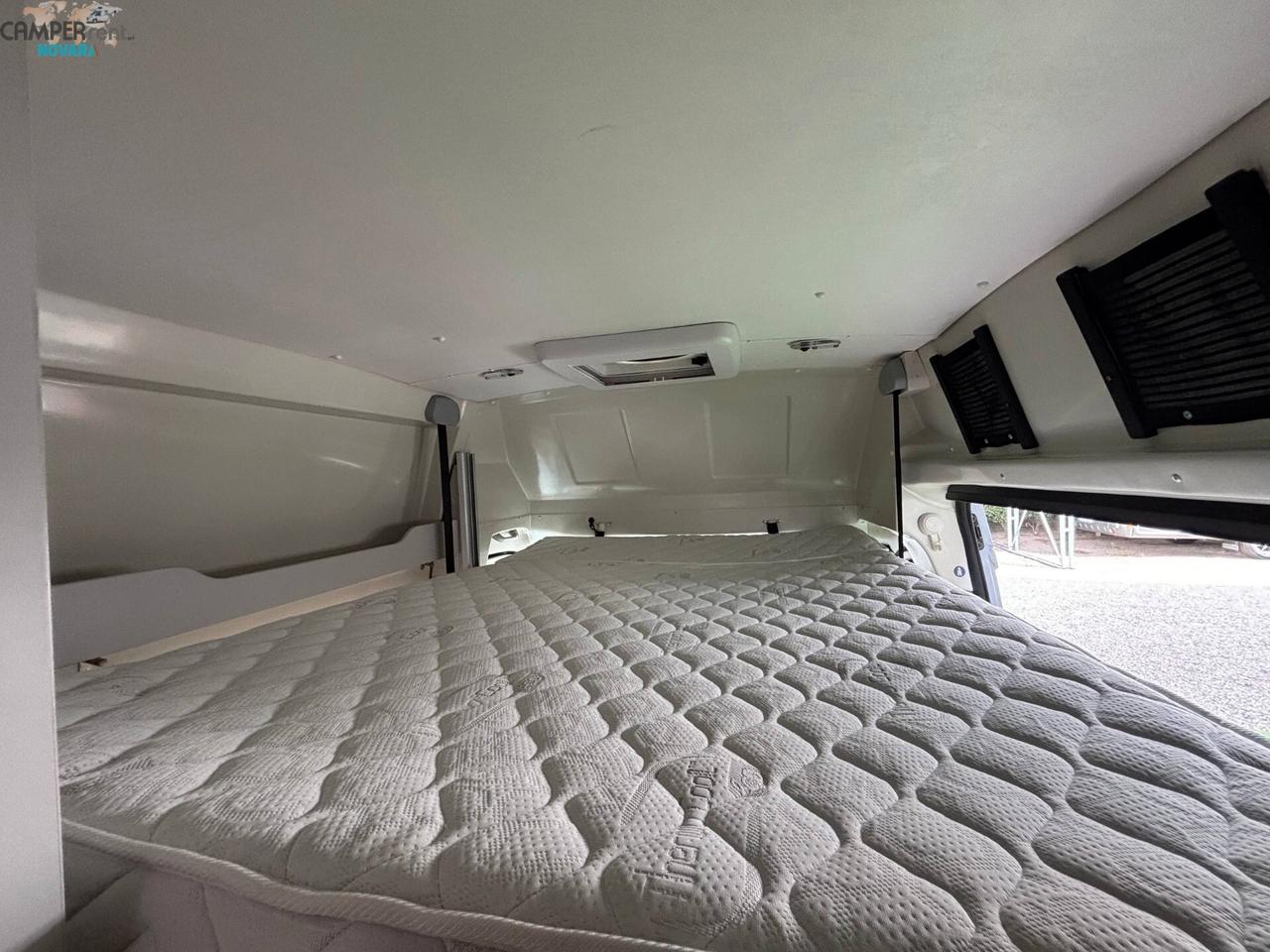 FONT VENDOME HORIZON H307 - Furgonato con letto matrimoniale in coda e letto basculante elettrico
