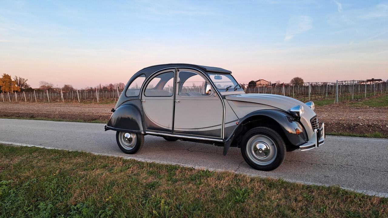 Citroen 2CV 6 Charleston RESTAURATA