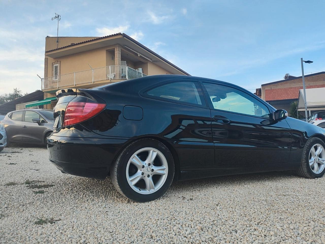 Mercedes-benz C 220 CDI sport coupe 120mila km