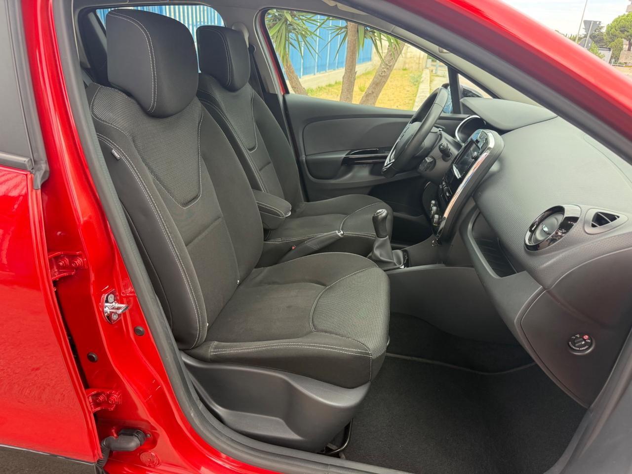 Renault Clio 1.5 dCi 75 cv 2013 navigatore