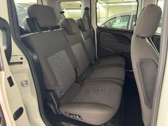 FIAT Doblo 7 Posti 1.4 T-Jet 16V Natural Power Lounge