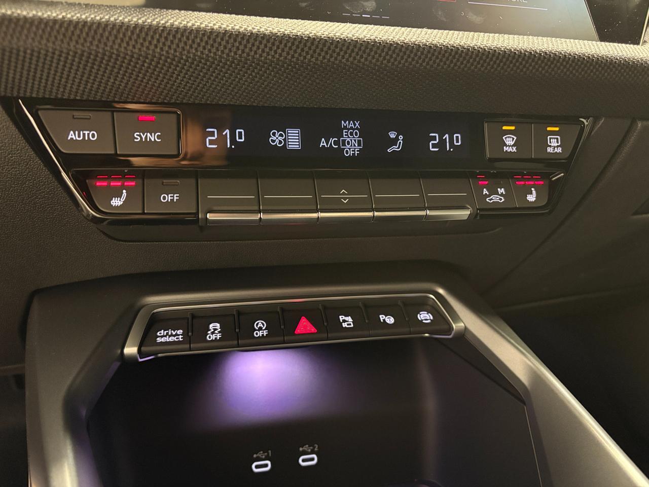 AUDI A3 ALLSTREET TDI S-TRONIC