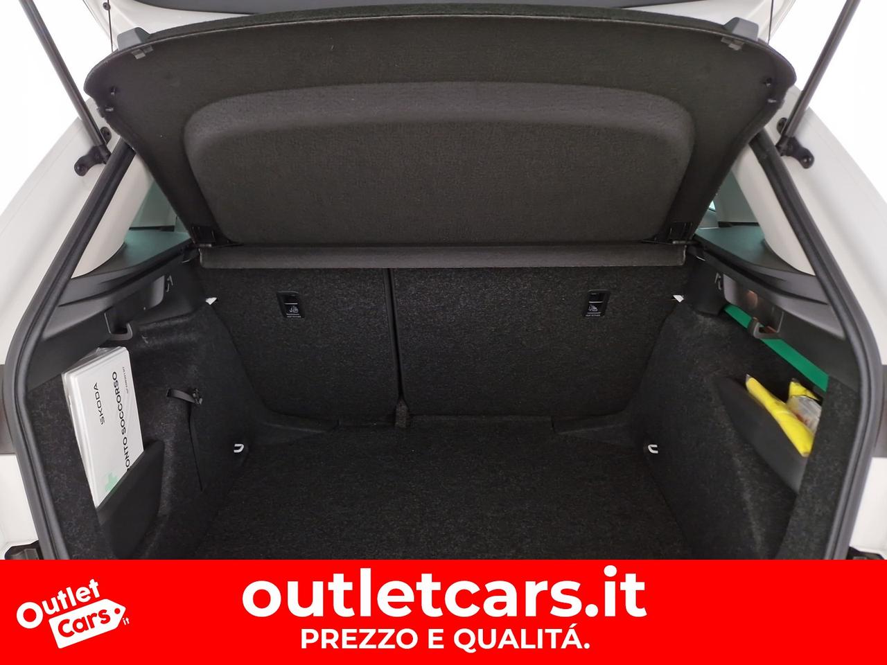 Skoda Kamiq 1.0 tsi black dots 115cv