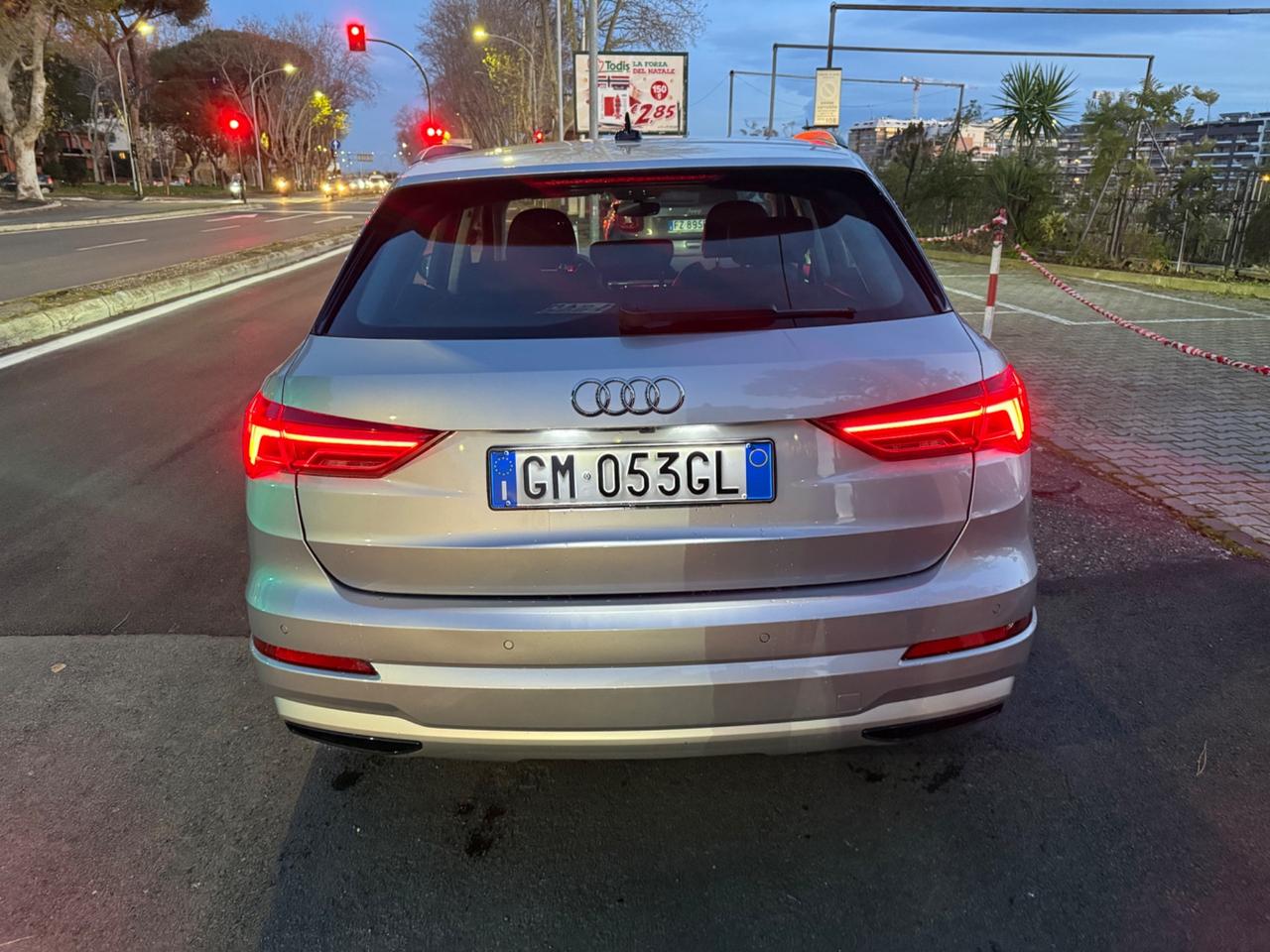 Audi Q3 35 TFSI S line edition ONE ,Manuale Pelle,Navi, Camera Pack luci