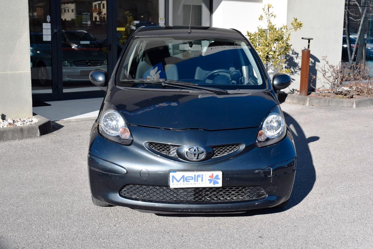 Toyota Aygo 1.0 68cv 5p