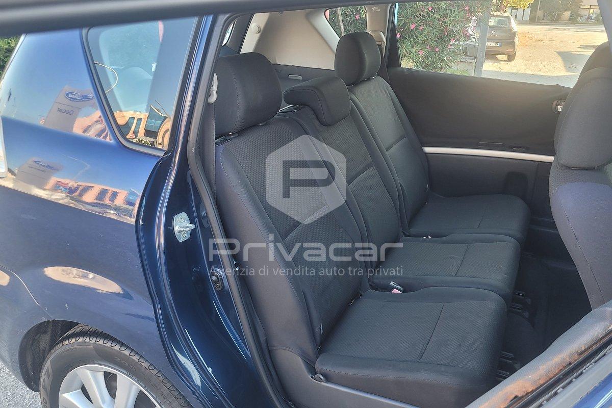 TOYOTA Corolla Verso 2.0 16V D-4D Sol