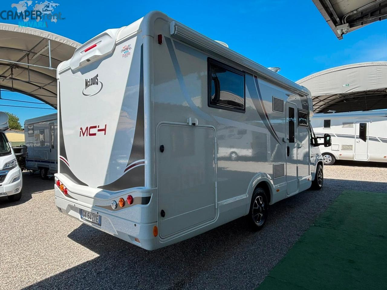 MCLOUIS MC4 881G - SEMINTEGRALE CON LETTO NAUTICO IN CODA