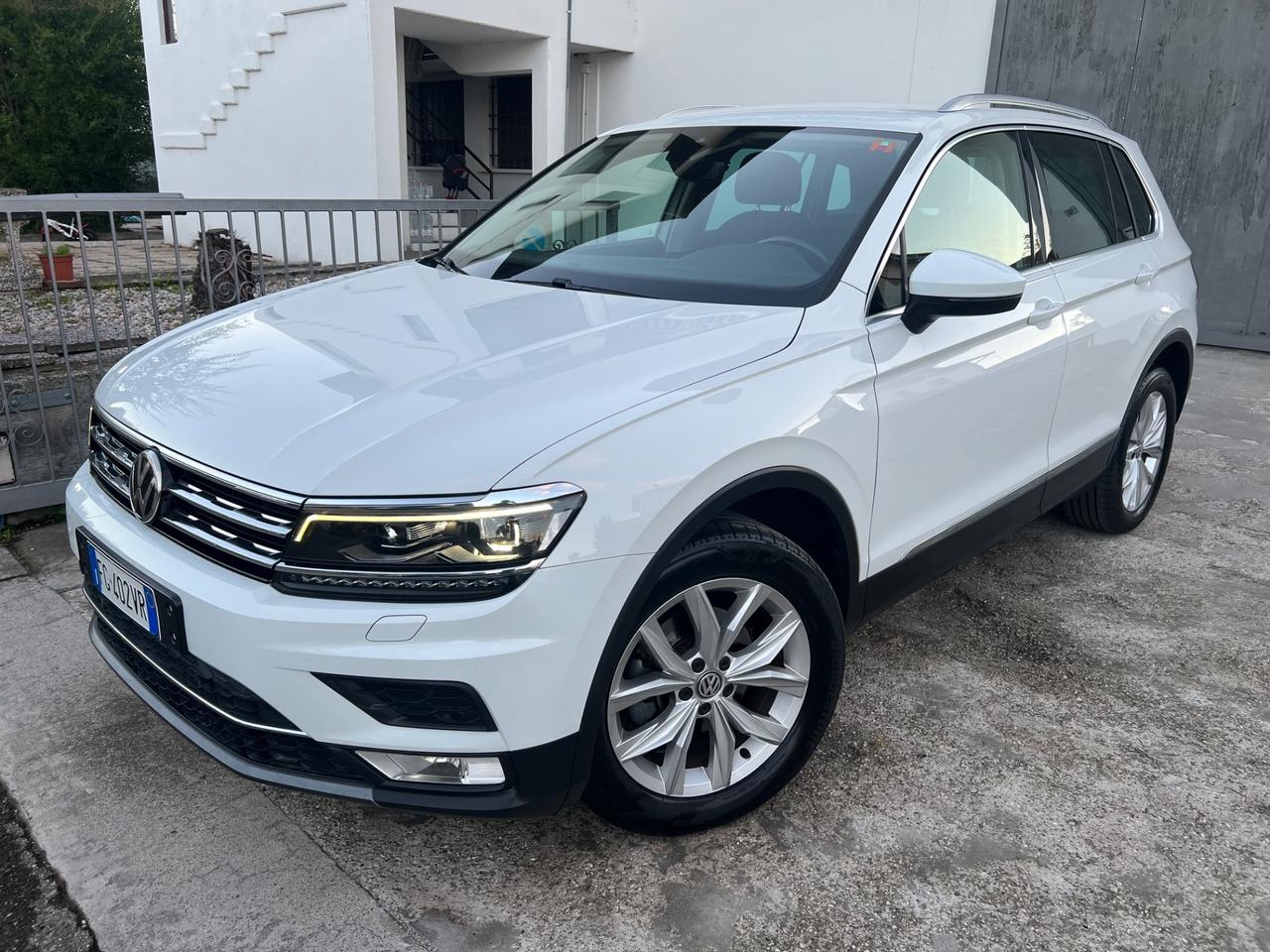 Volkswagen Tiguan 2.0 TDI DSG 4MOTION FULL OPT