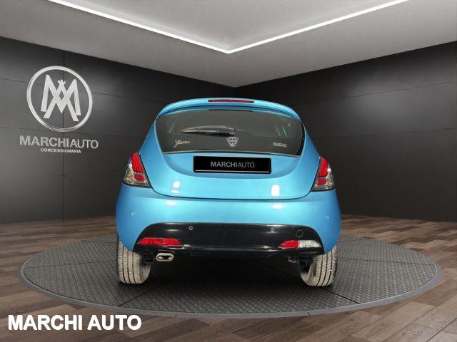 LANCIA Ypsilon 1.0 FireFly 5 porte Hybrid Gold