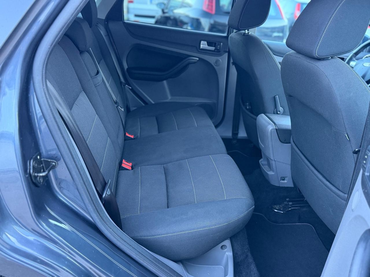 Ford Focus 1.6 TDCi TITANUIM NEOPATENTATI OK