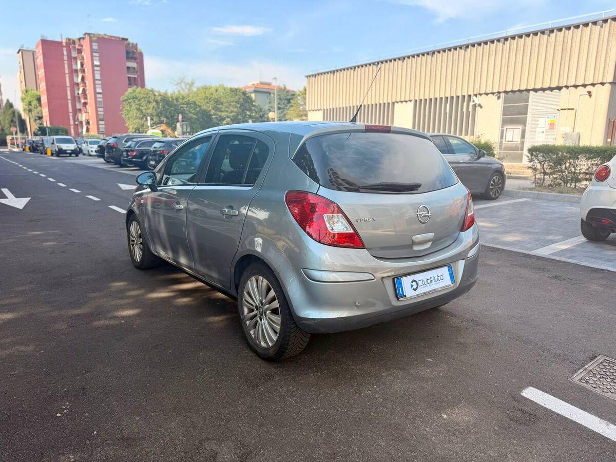 Opel Corsa 1.2 Cosmo 85cv 5p FL