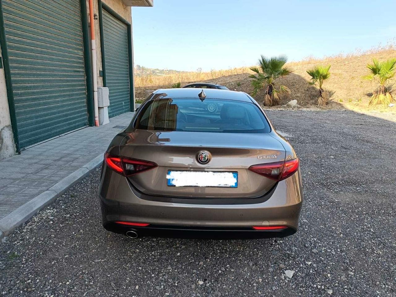 Alfa Romeo Giulia 2.2 Turbodiesel 160 CV Super