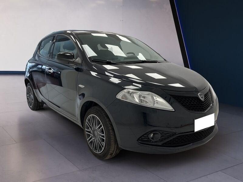 Lancia Ypsilon III 2015 1.0 hybrid Gold s&s 70cv