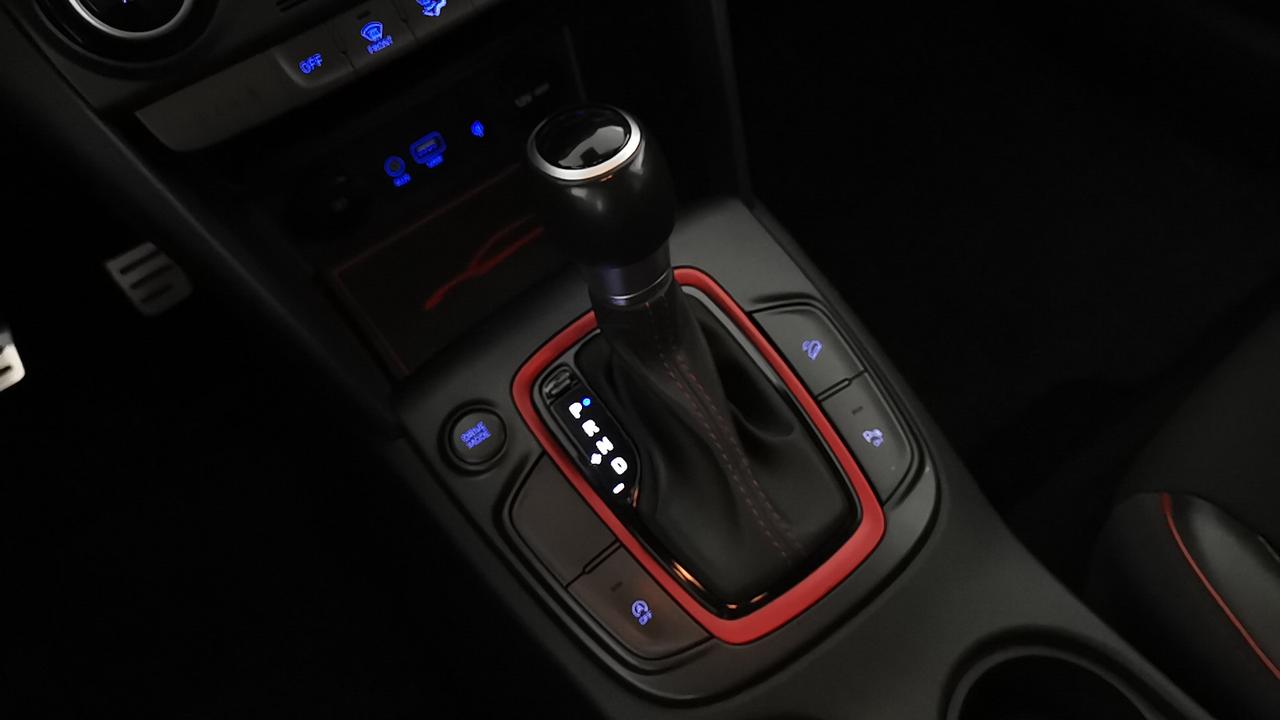 HYUNDAI Kona I 2017 - Kona 1.6 crdi Xpossible Techno Pack 2wd 136cv