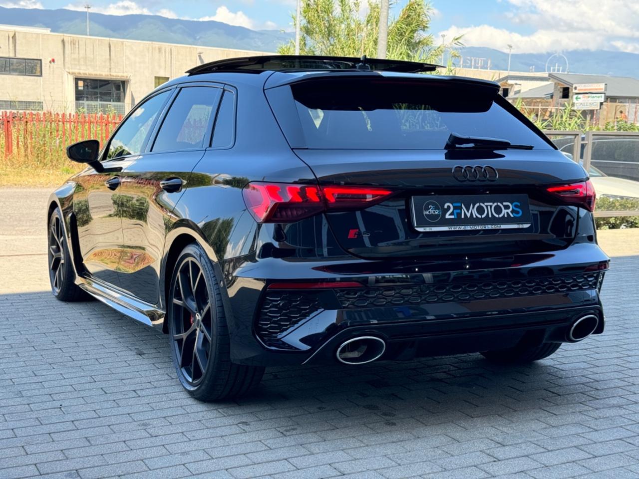 Audi RS3 Sportback 2.5 tfsi quattro s-tronic 400CV KM0