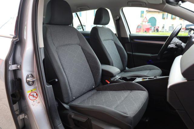 VOLKSWAGEN Golf 2.0 TDI DSG Navi LED Acc Clima 3Zone PREZZO REALE